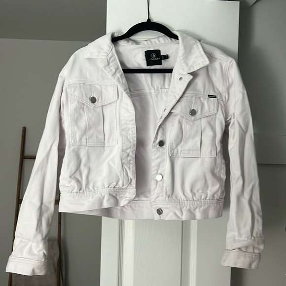 White cropped jean jacket - Picture 1 of 4